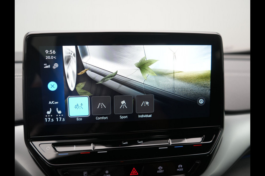 Volkswagen ID.4 Pro 77 kWh 204pk Dealer O.H. | Adaptive Cruise | 360 Camera | Alcantara Sportstoelen & Stuur Verwarmd | Keyless | Blis | Sfeerverlichting | Apple Carplay | Navigatie | DAB | 21"L.M |