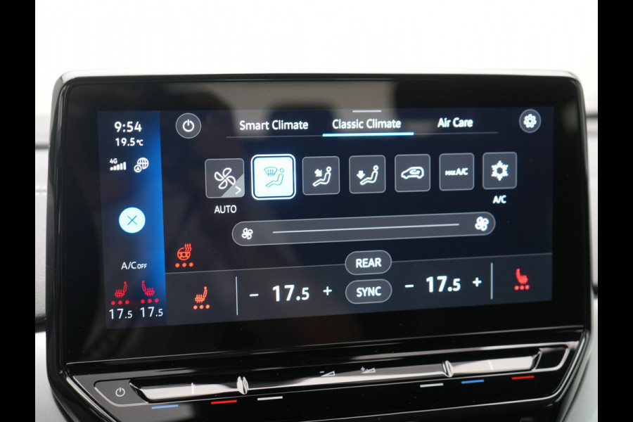 Volkswagen ID.4 Pro 77 kWh 204pk Dealer O.H. | Adaptive Cruise | 360 Camera | Alcantara Sportstoelen & Stuur Verwarmd | Keyless | Blis | Sfeerverlichting | Apple Carplay | Navigatie | DAB | 21"L.M |