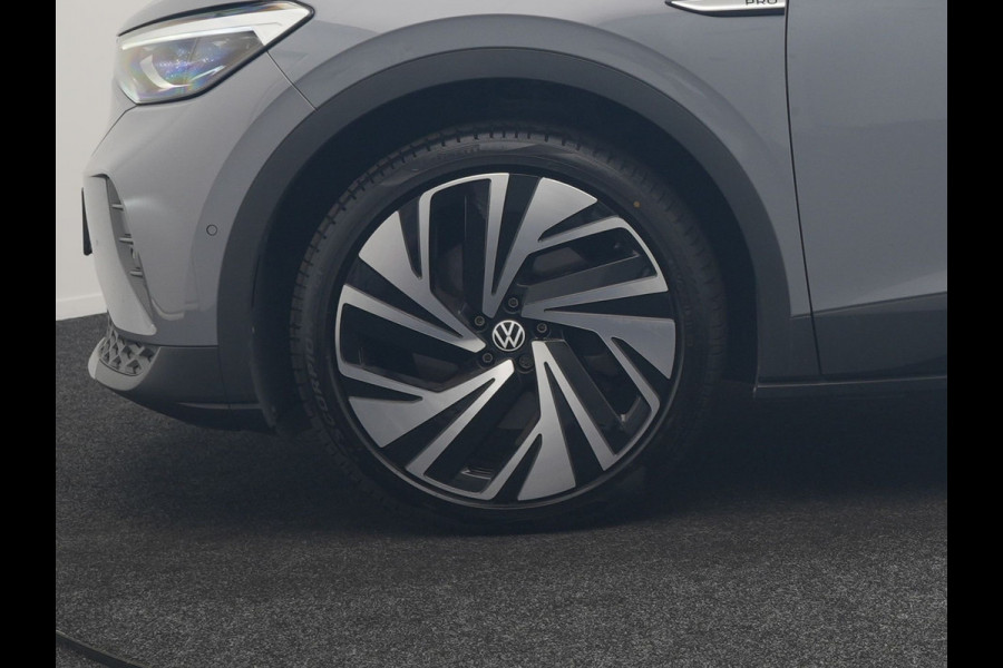 Volkswagen ID.4 Pro 77 kWh 204pk Dealer O.H. | Adaptive Cruise | 360 Camera | Alcantara Sportstoelen & Stuur Verwarmd | Keyless | Blis | Sfeerverlichting | Apple Carplay | Navigatie | DAB | 21"L.M |