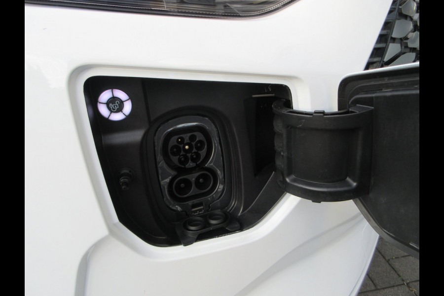 Ford E-Transit Cust. 340 L2H1 Limited 71 kWh 218 pk carplay camera stoelverwarming