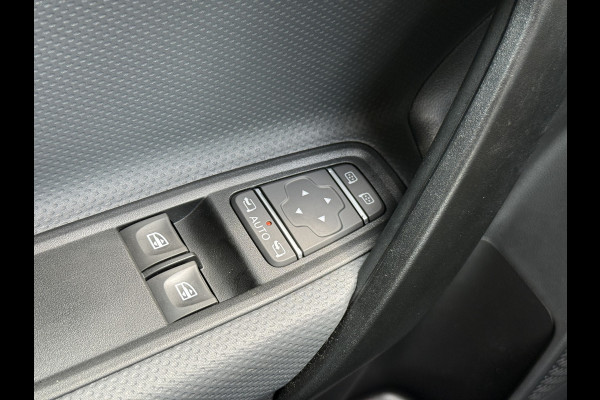 Mercedes-Benz eCitan Pro 51kWh 122PK Nieuw! L1 Elektrisch 300km WLTP 75KW Snelladen Climate Control THERMOTRONIC Cruise Control Carplay Camera Parkeersensoren Achter