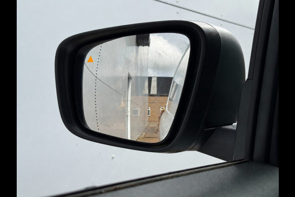Mercedes-Benz eCitan Pro 51kWh 122PK Nieuw! L1 Elektrisch 300km WLTP 75KW Snelladen Climate Control THERMOTRONIC Cruise Control Carplay Camera Parkeersensoren Achter