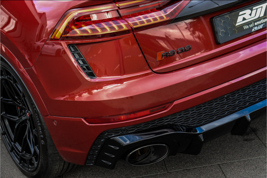 Audi RSQ8 4.0 Quattro **Ceramic/Dynamic plus/4WS/Night/ACC/360/HUD**