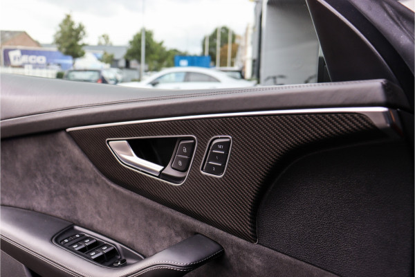 Audi RSQ8 4.0 Quattro **Ceramic/Dynamic plus/4WS/Night/ACC/360/HUD**