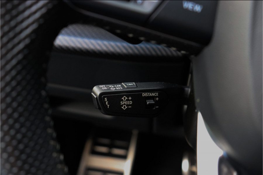Audi RSQ8 4.0 Quattro **Ceramic/Dynamic plus/4WS/Night/ACC/360/HUD**