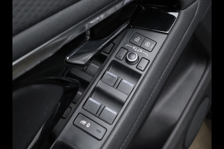 Land Rover Range Rover Evoque (PANORAMADAK,CARPLAY,360 CAMERA,LEDER,STOELVERWARMING,CRUISE,CLIMATE,PDC,NETTESTAAT)