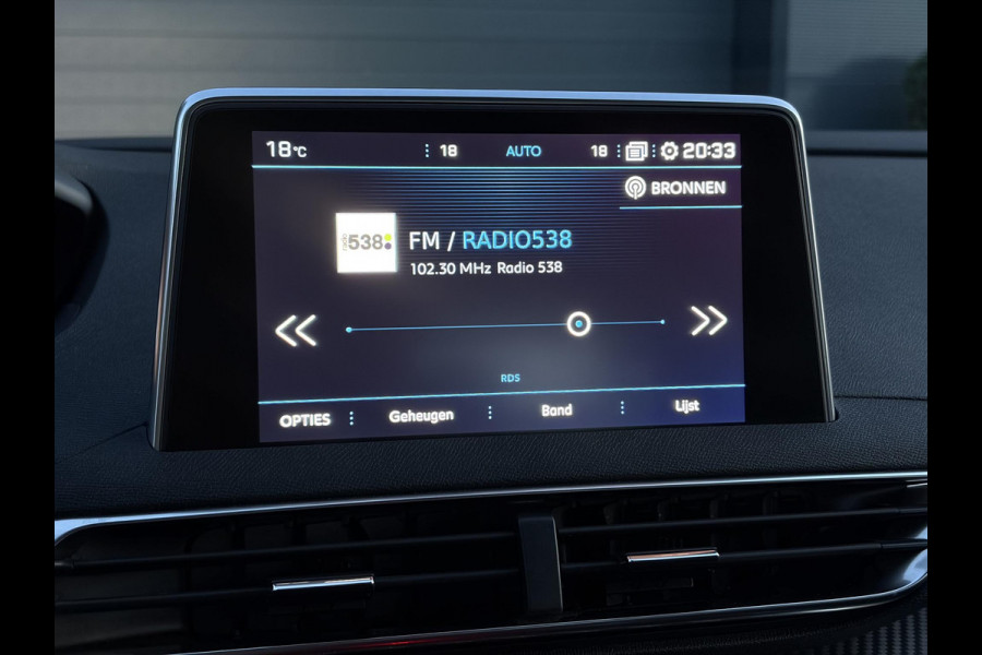 Peugeot 3008 1.2 PureTech Active ✓D-riem vv in 2023✓360° Camera✓Carplay✓Navi✓131pk✓Clima✓Cruise✓Trekhaak✓Dealer Onderhouden✓Bj 11-2019✓Lm velgen✓6 Bak✓Pdc✓N.A.P✓Apk tot 06-2027
