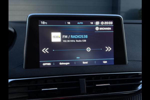 Peugeot 3008 1.2 PureTech Active ✓D-riem vv in 2023✓360° Camera✓Carplay✓Navi✓131pk✓Clima✓Cruise✓Trekhaak✓Dealer Onderhouden✓Bj 11-2019✓Lm velgen✓6 Bak✓Pdc✓N.A.P✓Apk tot 06-2027