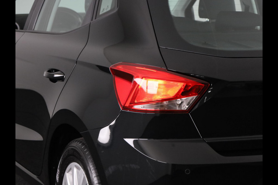 Seat Ibiza 1.0 EcoTSI Style 95 ok | Verlengde garantie | Navigatie via App | Parkeersensoren achter | Cruise control | Apple Carplay/Android Auto |