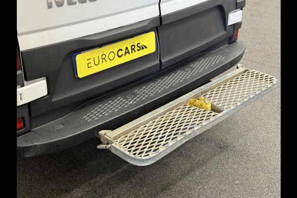 Iveco Daily 35C16V 2.3 352 L2H2 Automaat Dubbellucht Airco Cruise Control Parkeersensoren