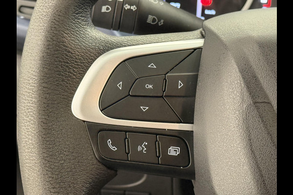 Iveco Daily 35C16V 2.3 352 L2H2 Automaat Dubbellucht Airco Cruise Control Parkeersensoren