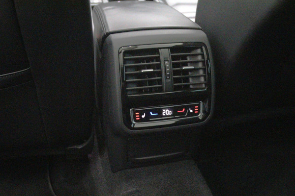 Volkswagen Passat Variant 218 PK 1.4 TSI PHEV GTE Business PHEV, Panoramadak, Trekhaak, Memory, Leder