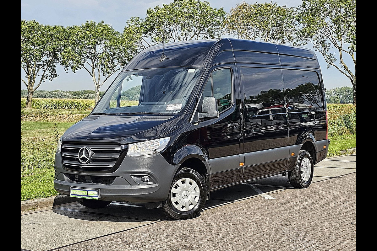 Mercedes-Benz Sprinter 317 1.9 CDI L2H2 RWD Cruise Control, Airco, Standkachel, Navi, Camera, Stoelverwarming, Multifuncitoneel stuur, Euro6, 170 PK