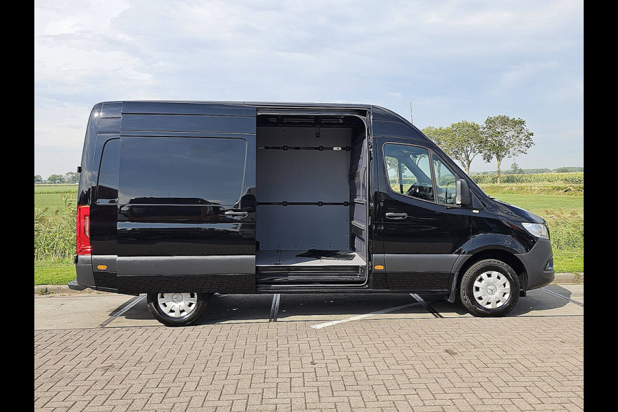 Mercedes-Benz Sprinter 317 1.9 CDI L2H2 RWD Cruise Control, Airco, Standkachel, Navi, Camera, Stoelverwarming, Multifuncitoneel stuur, Euro6, 170 PK
