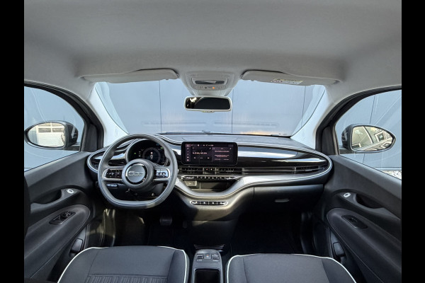 Fiat 500E Urban 42 kWh | Pack Style | Cruise control | Lane Assist | Apple Carplay/Android Auto