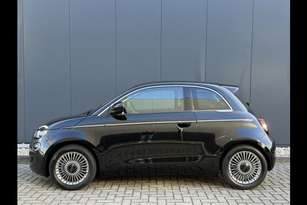 Fiat 500E Urban 42 kWh | Pack Style | Cruise control | Lane Assist | Apple Carplay/Android Auto