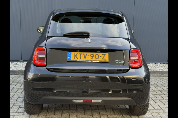 Fiat 500E Urban 42 kWh | Pack Style | Cruise control | Lane Assist | Apple Carplay/Android Auto