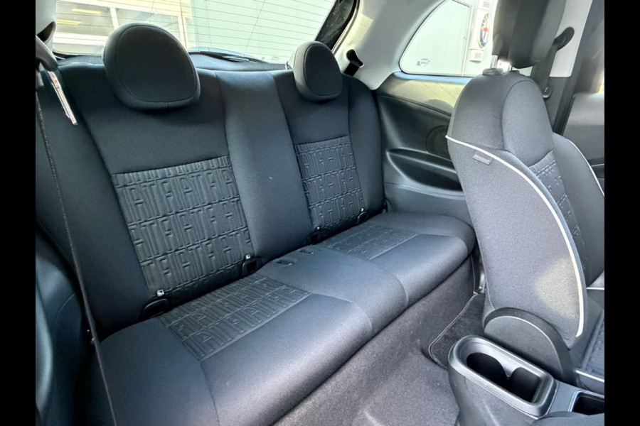Fiat 500E Urban 42 kWh | Pack Style | Cruise control | Lane Assist | Apple Carplay/Android Auto