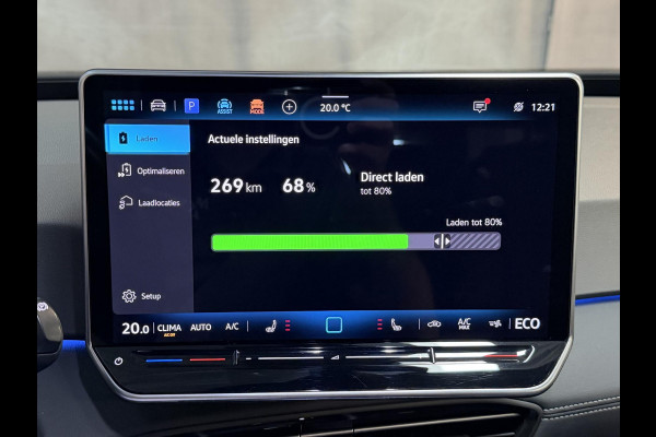 Volkswagen ID.3 Pure 52 kWh 18"/Adaptieve Cruise/Apple Carplay & Android Auto/DAB/Navigatie/Sfeerverlichting/Camera/Stuur + stoelverwarming