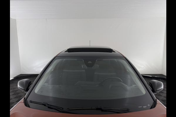 Citroën C4 1.2 Puretech Shine (INCL-BTW) *PANO |  LEATHER | FULL-LED | ADAPTIVE-CRUISE |  DIGI-COCKPIT | BLINDSPOT | SHIFTPADDLES | HEATED-COMFORTSEATS | ECC | LANE-ASSIST | KEYLESS | PDC | CRUISE | DAB | HEAD-UP | 18''AL