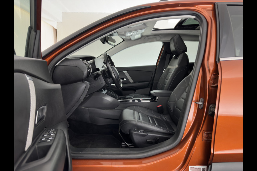 Citroën C4 1.2 Puretech Shine (INCL-BTW) *PANO |  LEATHER | FULL-LED | ADAPTIVE-CRUISE |  DIGI-COCKPIT | BLINDSPOT | SHIFTPADDLES | HEATED-COMFORTSEATS | ECC | LANE-ASSIST | KEYLESS | PDC | CRUISE | DAB | HEAD-UP | 18''AL