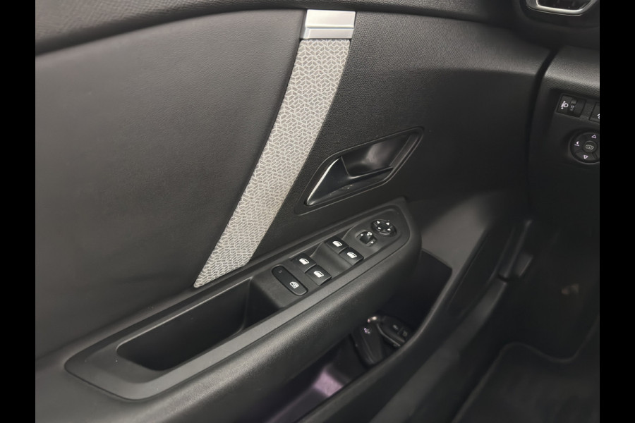 Citroën C4 1.2 Puretech Shine (INCL-BTW) *PANO |  LEATHER | FULL-LED | ADAPTIVE-CRUISE |  DIGI-COCKPIT | BLINDSPOT | SHIFTPADDLES | HEATED-COMFORTSEATS | ECC | LANE-ASSIST | KEYLESS | PDC | CRUISE | DAB | HEAD-UP | 18''AL