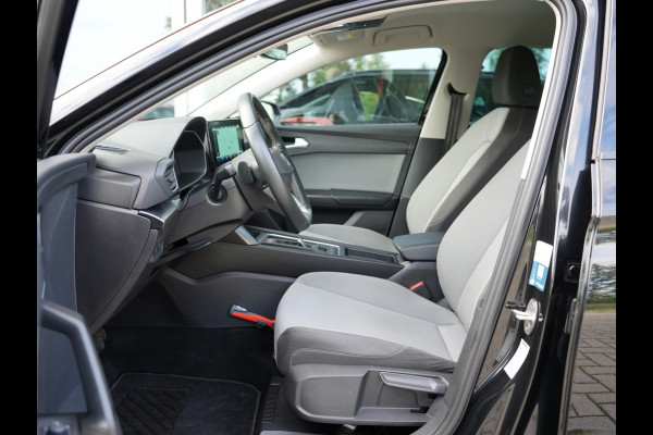 Seat Leon Sportstourer 1.0 eTSI Style Business Intense | Cruise control adaptief | Apple Carplay/Android Auto | Achteruitrijcamera |