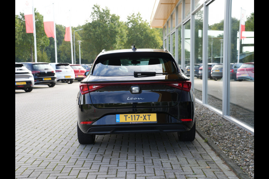 Seat Leon Sportstourer 1.0 eTSI Style Business Intense | Cruise control adaptief | Apple Carplay/Android Auto | Achteruitrijcamera |