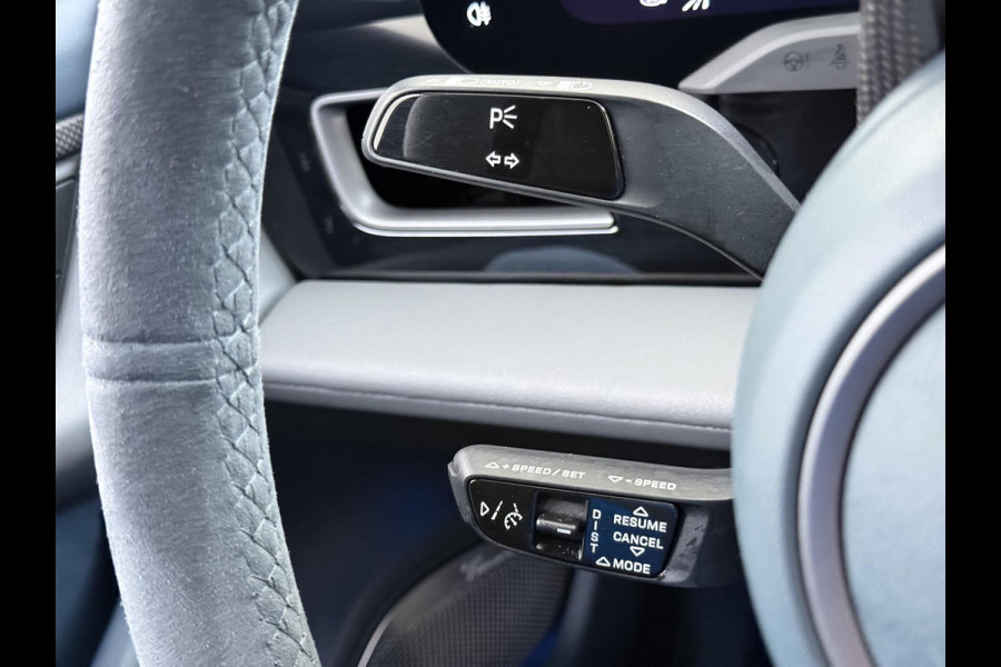 Porsche Taycan Turbo 93 kWh SOH 91% | SPORT CHRONO | HEAD-UP | CARBON PAKKET | ALCANTARA STOELEN + HEMEL | DUAL SCHERM | PSCB KERAMISCH GECOATE REMMEN | BURMESTER PREMIUM AUDIO | STOELVERWARMING + STUURWIELVERWARMING | STOELVENTILATIE | MEMORY SEATS | PORSCHE DEALER ONDERHOUDEN | 360° CAMERA | VERKEERT IN NIEUWSTAAT | ALL-IN PRIJS | 12 MAANDEN BOVAG GARANTIE