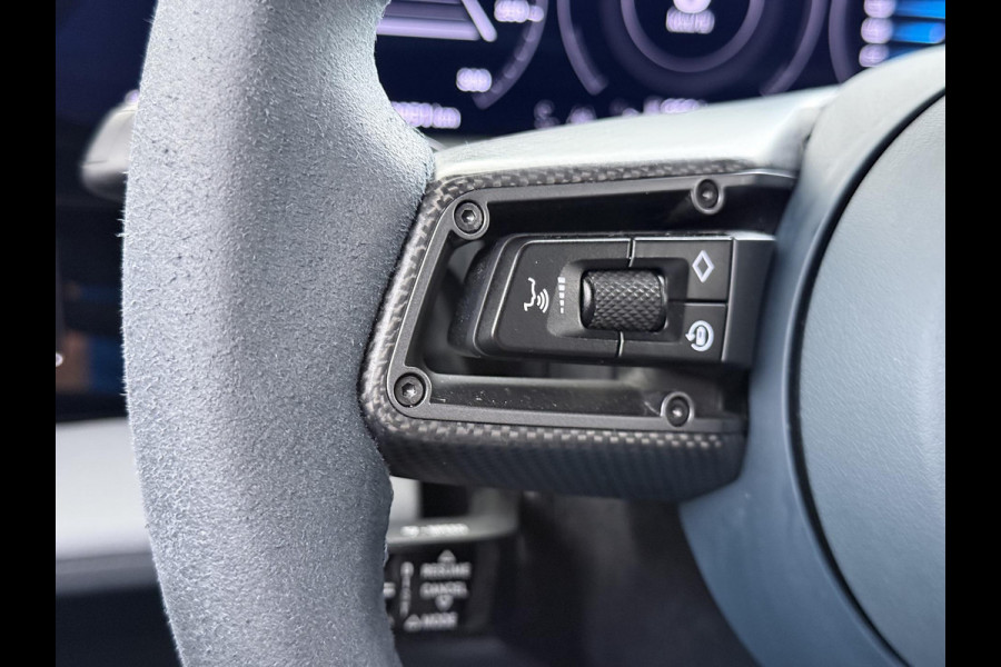 Porsche Taycan Turbo 93 kWh SOH 91% | SPORT CHRONO | HEAD-UP | CARBON PAKKET | ALCANTARA STOELEN + HEMEL | DUAL SCHERM | PSCB KERAMISCH GECOATE REMMEN | BURMESTER PREMIUM AUDIO | STOELVERWARMING + STUURWIELVERWARMING | STOELVENTILATIE | MEMORY SEATS | PORSCHE DEALER ONDERHOUDEN | 360° CAMERA | VERKEERT IN NIEUWSTAAT | ALL-IN PRIJS | 12 MAANDEN BOVAG GARANTIE