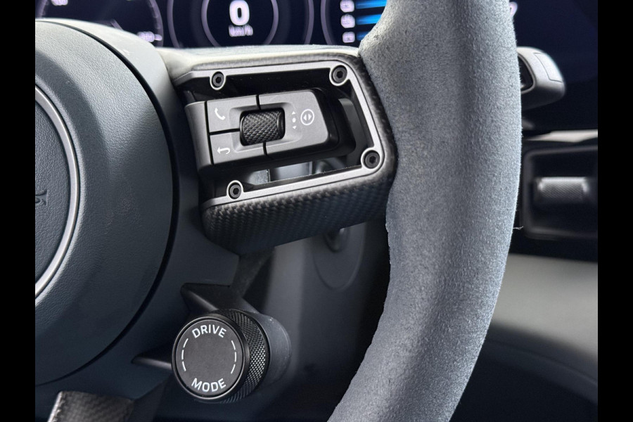 Porsche Taycan Turbo 93 kWh SOH 91% | SPORT CHRONO | HEAD-UP | CARBON PAKKET | ALCANTARA STOELEN + HEMEL | DUAL SCHERM | PSCB KERAMISCH GECOATE REMMEN | BURMESTER PREMIUM AUDIO | STOELVERWARMING + STUURWIELVERWARMING | STOELVENTILATIE | MEMORY SEATS | PORSCHE DEALER ONDERHOUDEN | 360° CAMERA | VERKEERT IN NIEUWSTAAT | ALL-IN PRIJS | 12 MAANDEN BOVAG GARANTIE
