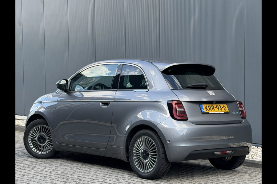Fiat 500 Urban 42 kWh | Pack Style | Pack comfort | Carplay/Android | Camera | Cruisecontrol | Climate | 16'' LMV | Stoelverwarming