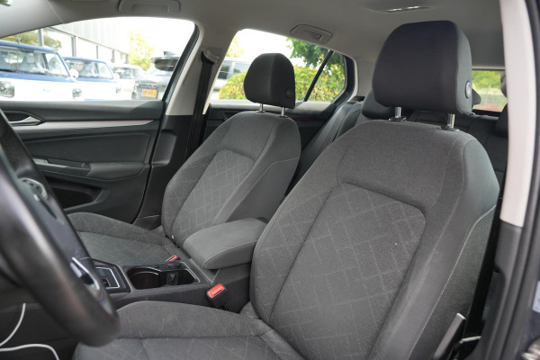 Volkswagen Golf 1.5 eTSI 150PK DSG Life Business