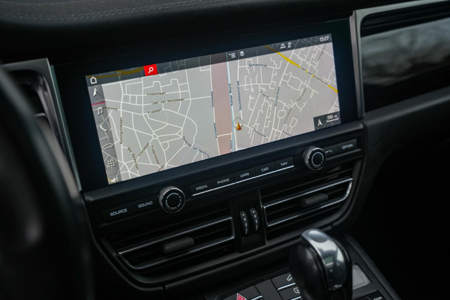 Porsche Macan 3.0 S 354PK Panoramadak Facelift Model Sportchrono BOSE Adapt. Cruise Origineel NL