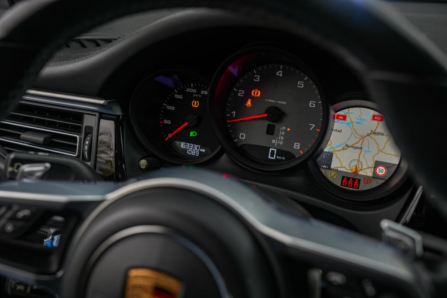 Porsche Macan 3.0 S 354PK Panoramadak Facelift Model Sportchrono BOSE Adapt. Cruise Origineel NL