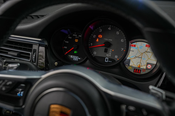 Porsche Macan 3.0 S 354PK Panoramadak Facelift Model Sportchrono BOSE Adapt. Cruise Origineel NL