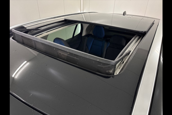 Lynk & Co 01 1.5 PHEV 262PK Adapt.Cruise 360° Cam Carplay Zwarte Hemel Plug-in Stoelverw Vol opties!