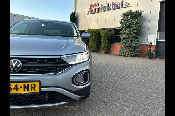 Volkswagen T-Roc 1.5 TSI Life Business