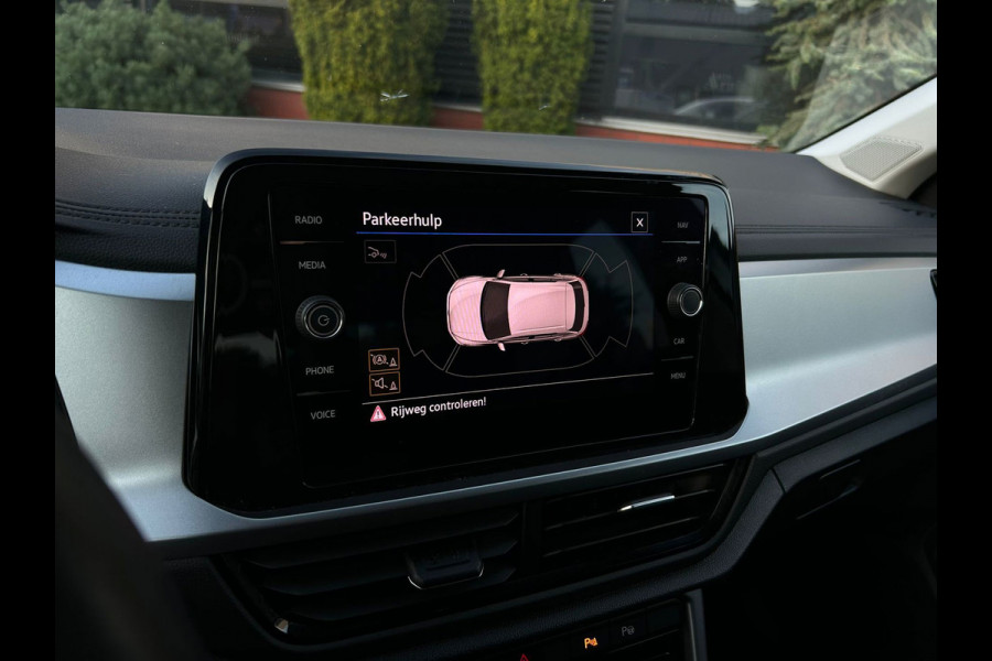 Volkswagen T-Roc 1.5 TSI Life Business