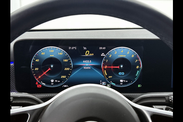 Mercedes-Benz A-Klasse 250 e Business Solution AMG Limited | AMG-Line exterieur | Achteruitrijcamera | Sfeerverlichting | Stoelverwarming |Trekhaak | NIghtpakket | 24 Maanden Mercedes-Benz Certified Garantie