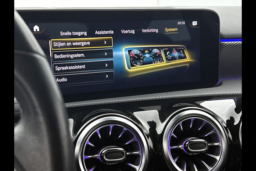 Mercedes-Benz A-Klasse 250 e Business Solution AMG Limited | AMG-Line exterieur | Achteruitrijcamera | Sfeerverlichting | Stoelverwarming |Trekhaak | NIghtpakket | 24 Maanden Mercedes-Benz Certified Garantie