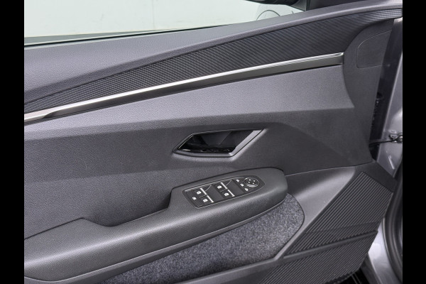 Renault Mégane E-Tech EV60 Warmtepomp Optimum Stoel+Stuurverwarming Adap.Cruise Google®-Maps Navi Camera Ecc Optimum Charge Business Ed. Evolut Keyless Apple Carplay/Android Auto Bluetooth LMV Led Pdc Isofix Lane Assist Regen-Lichtsensor Dealeronderhouden Origineel Nederlandse Auto