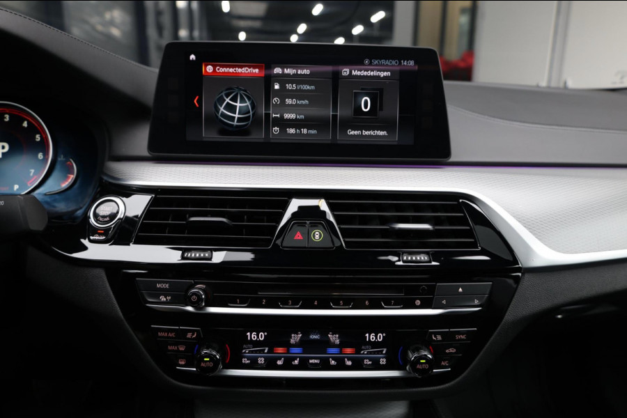 BMW 5 Serie Touring 540i xDrive M-Sport LED/VIRTUAL/SFEER/PANO/LEER+S.VERWARMING+MEMORY/19" LMV/360/ACC/ECC/12 MND GARANTIE!