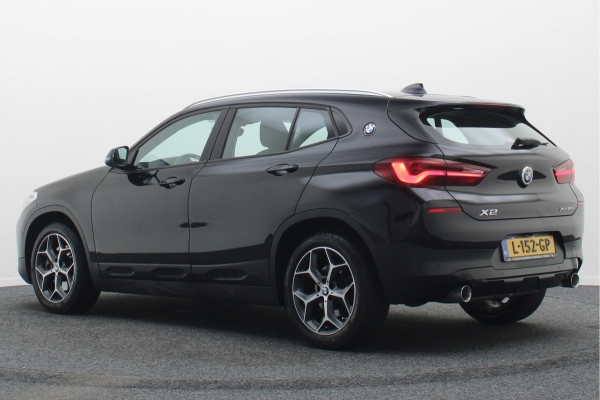 BMW X2 xDrive20i High Executive LED, Camera, Trekhaak, Navigatie, Climate, 18"