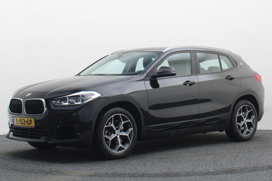 BMW X2 xDrive20i High Executive LED, Camera, Trekhaak, Navigatie, Climate, 18"