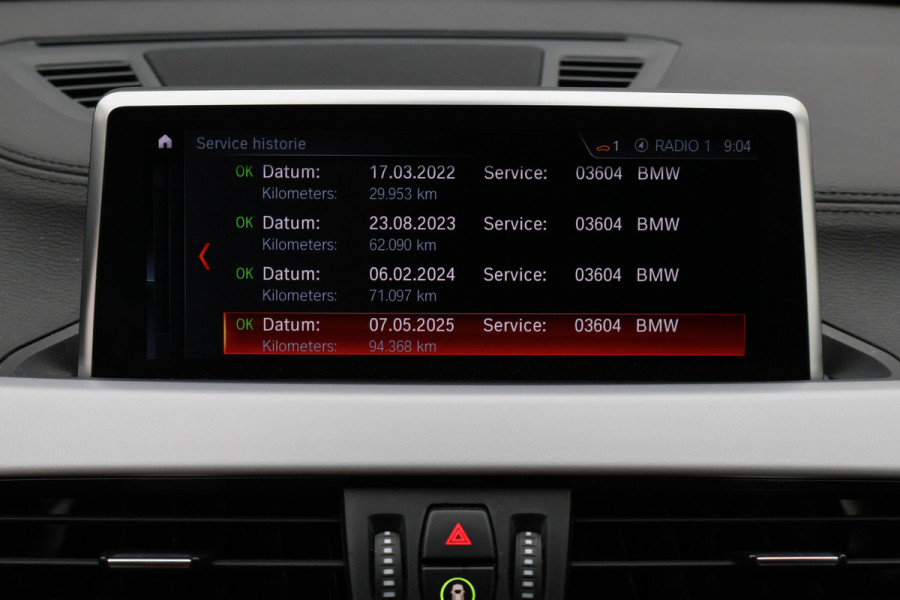 BMW X2 xDrive20i High Executive LED, Camera, Trekhaak, Navigatie, Climate, 18"