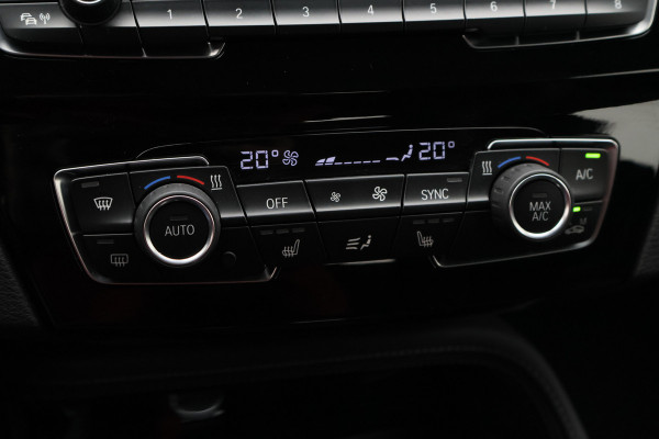 BMW X2 xDrive20i High Executive LED, Camera, Trekhaak, Navigatie, Climate, 18"