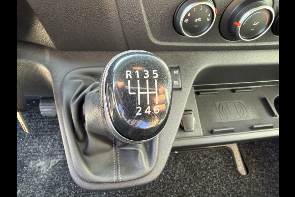 Renault Master T35 2.3 dCi 165pk L3 Energy EURO VI / vaste prijs rijklaar € 21.950 ex / lease vanaf € 358 / airco / cruise / navi / zwart metallic / pickup / plateau 375cm L x 210 cm B / euro 6