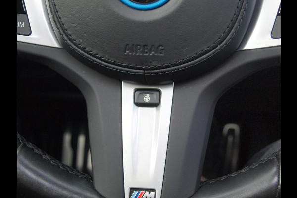 BMW X3 xDrive30e Business Edition Plus | M-Pakket | Panoramadak | Trekhaak | 360 Camera | Sfeerverlichting | ACC | NL-Auto |