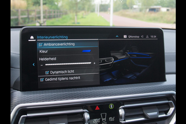 BMW X3 xDrive30e Business Edition Plus | M-Pakket | Panoramadak | Trekhaak | 360 Camera | Sfeerverlichting | ACC | NL-Auto |